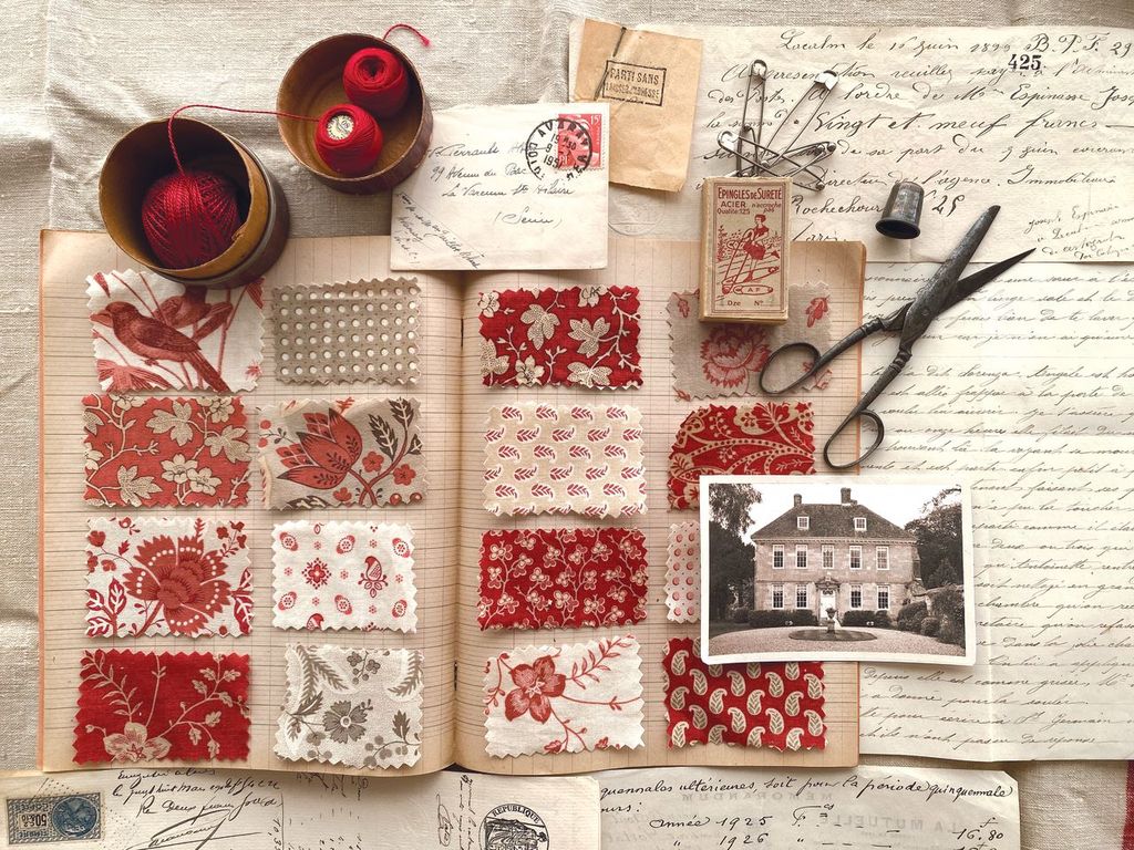Rouenneries Trois Faded Red - Quilt Fabric