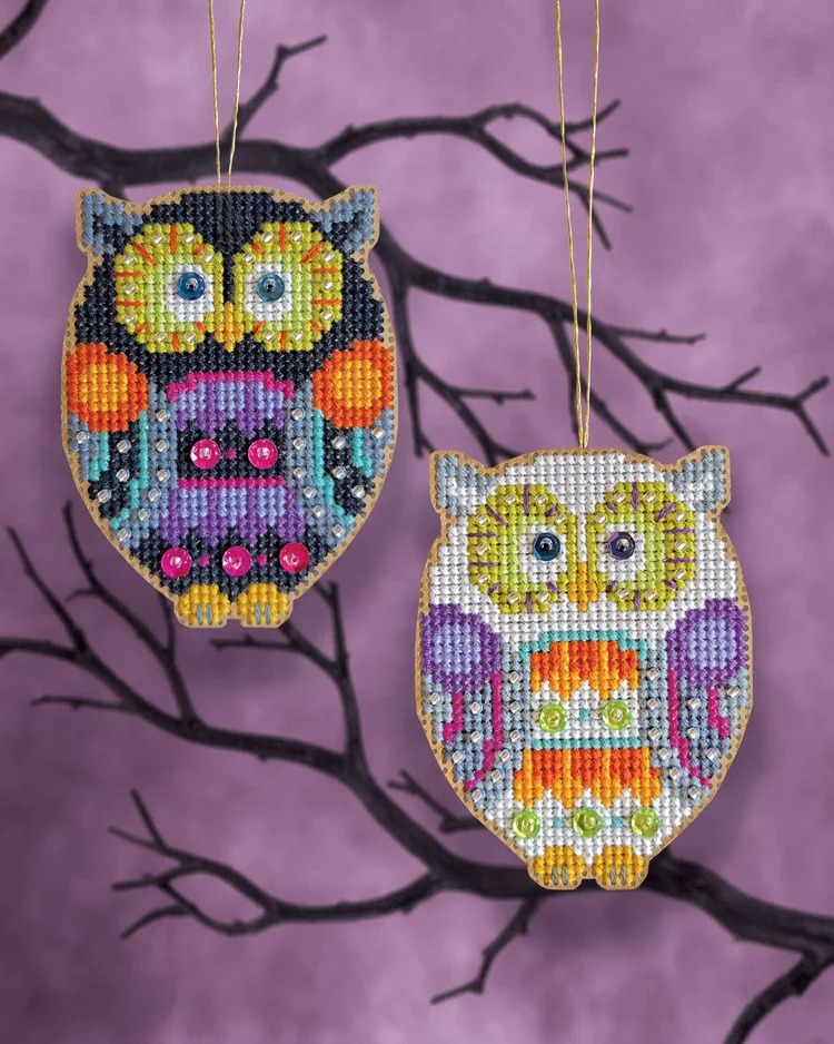Boo'tiques Owls - Halloween Cross Stitch Kit