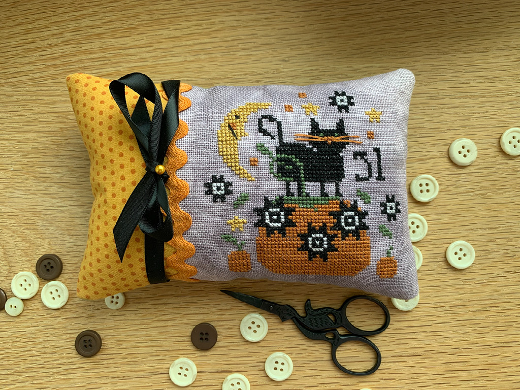 Oct 31st Pinkeep - Halloween Cross Stitch Pattern