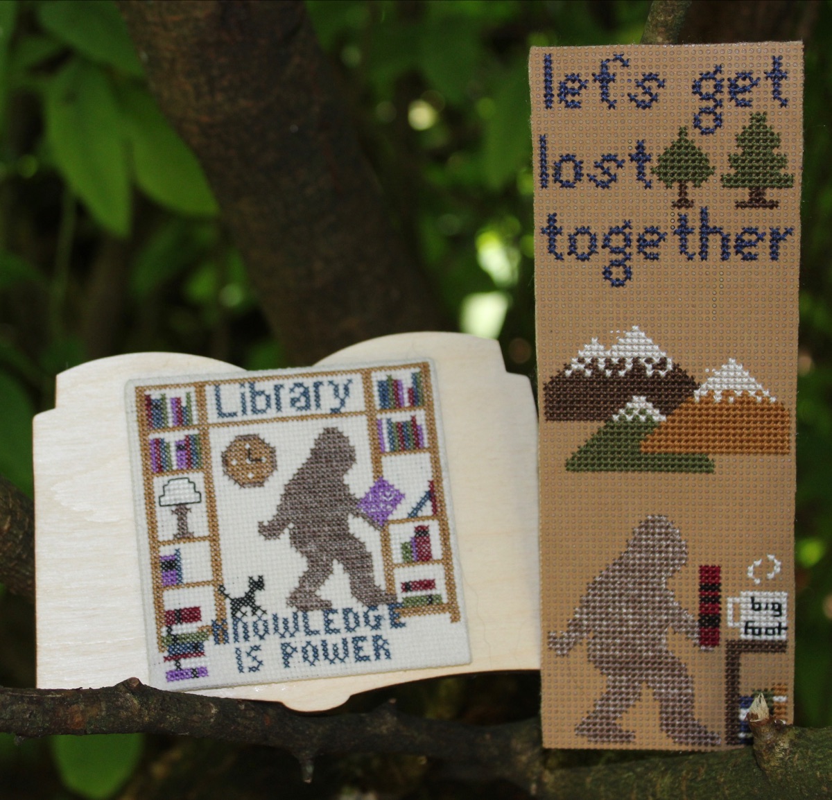 Bigfoot Loves to Read - Cross Stitch Pattern