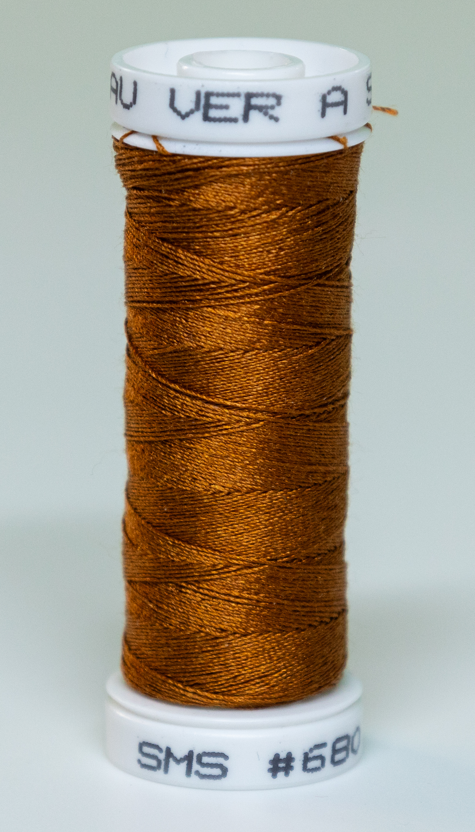 Au Ver A Soie - Silk 100/3 - 680
