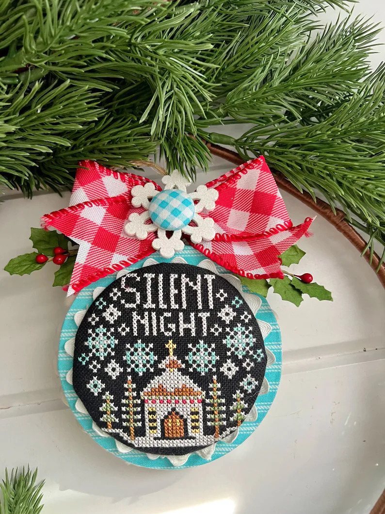 Silent Night RoundAbouts - Christmas Cross Stitch Pattern