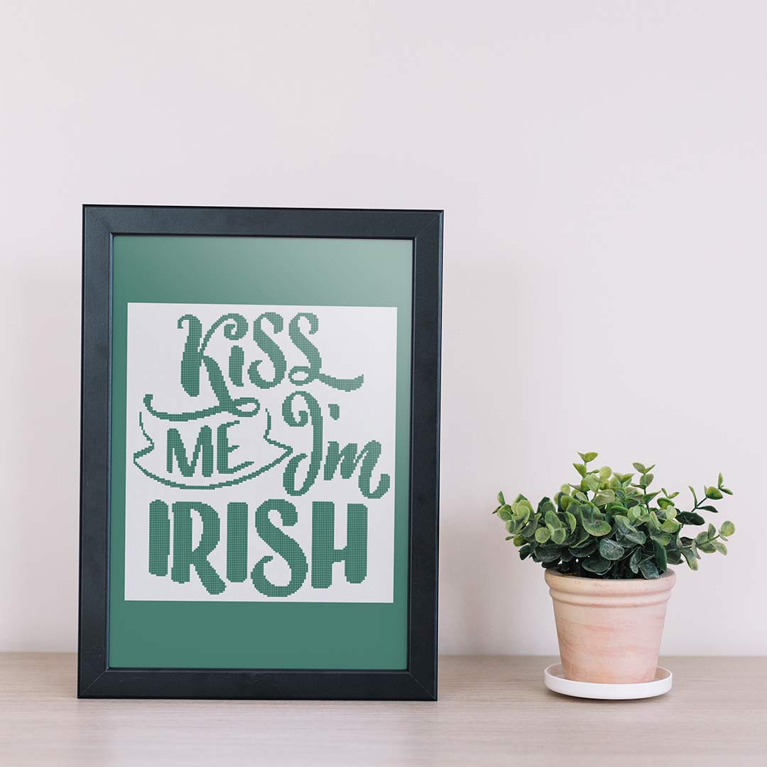 Kiss Me - Cross Stitch Pattern