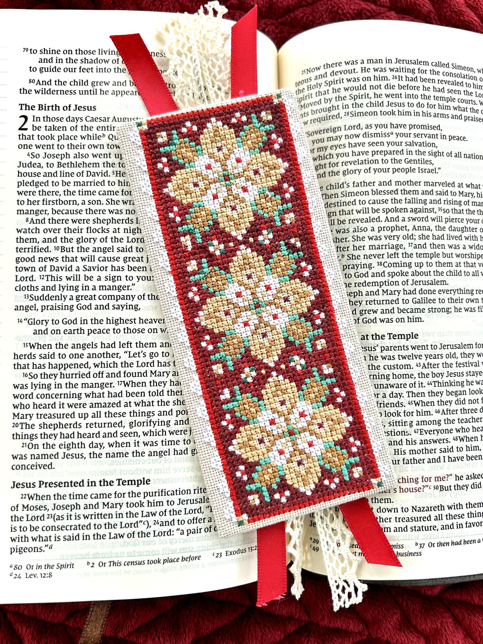 Christmas Tapestry Bookmark - Cross Stitch Pattern