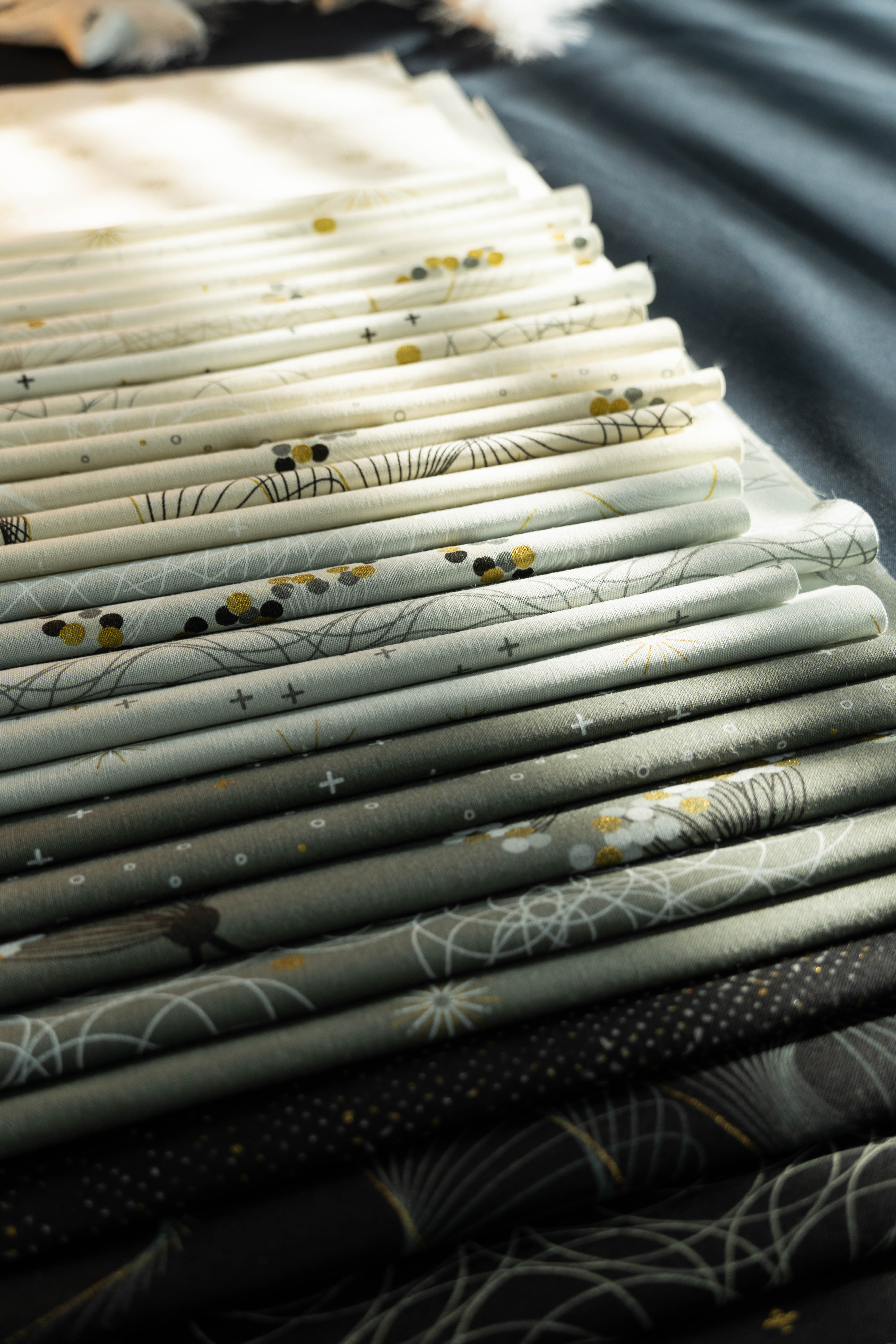 Shimmer Dots - Metallic Ecru - Quilt Fabric
