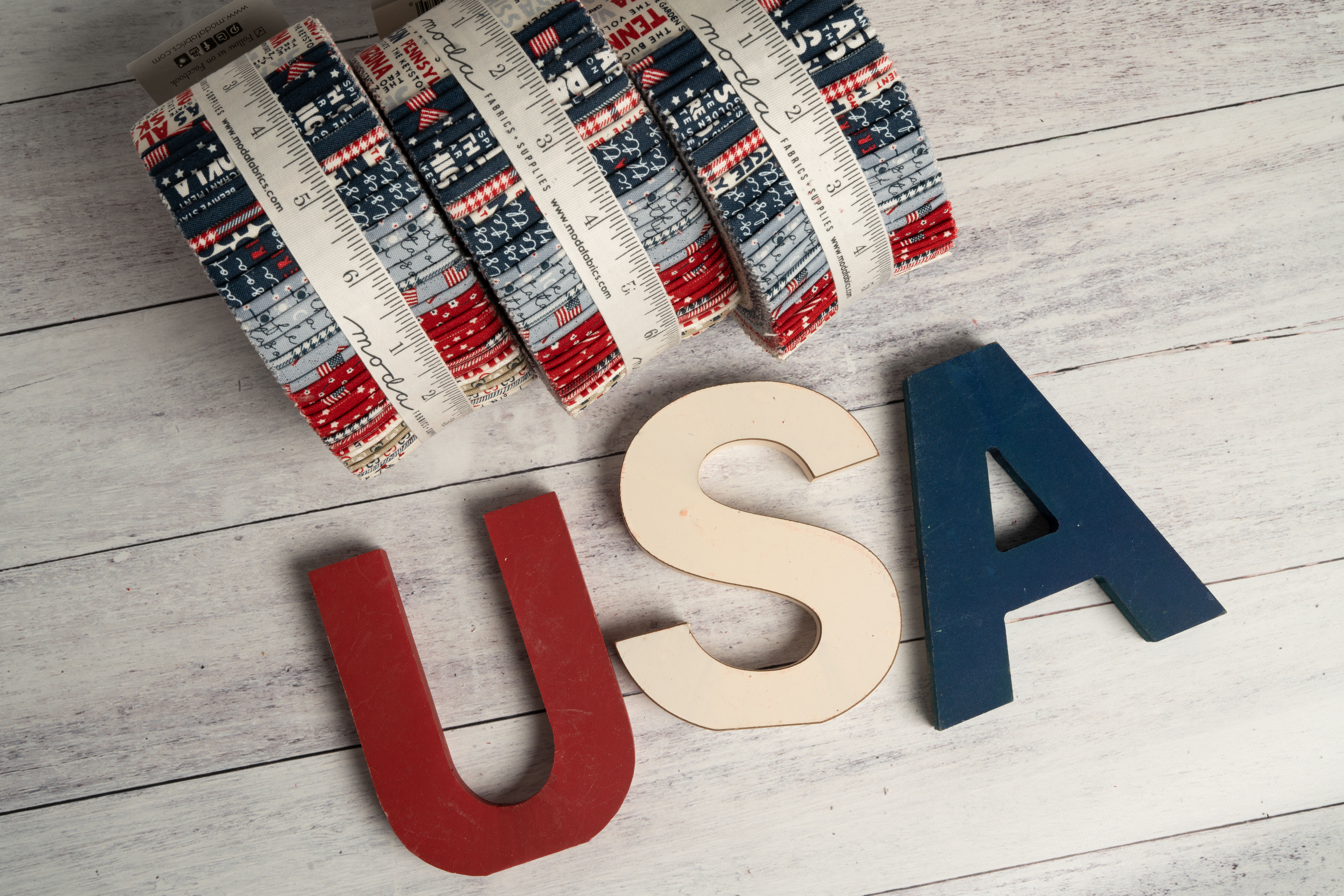 Stateside Bandana Taupe - Blenders Dot - Quilt Fabric
