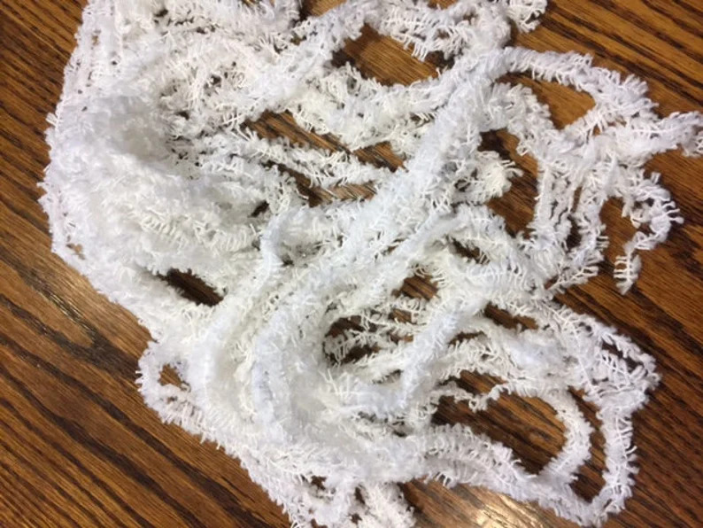 Snow Eyelash Chenille Trim (9 Yards)