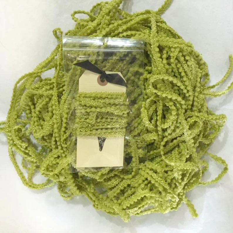 Witchie Pom Pom Trim (2 yards)