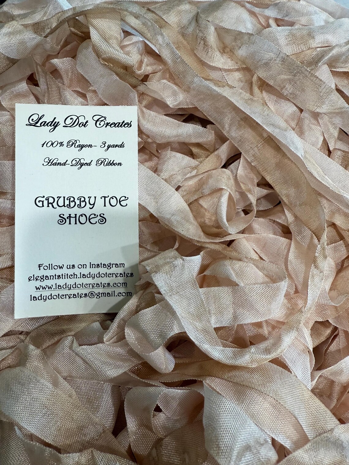 Grubby Toe Shoe 9/16" Rayon Ribbon Trim (3 Yards)