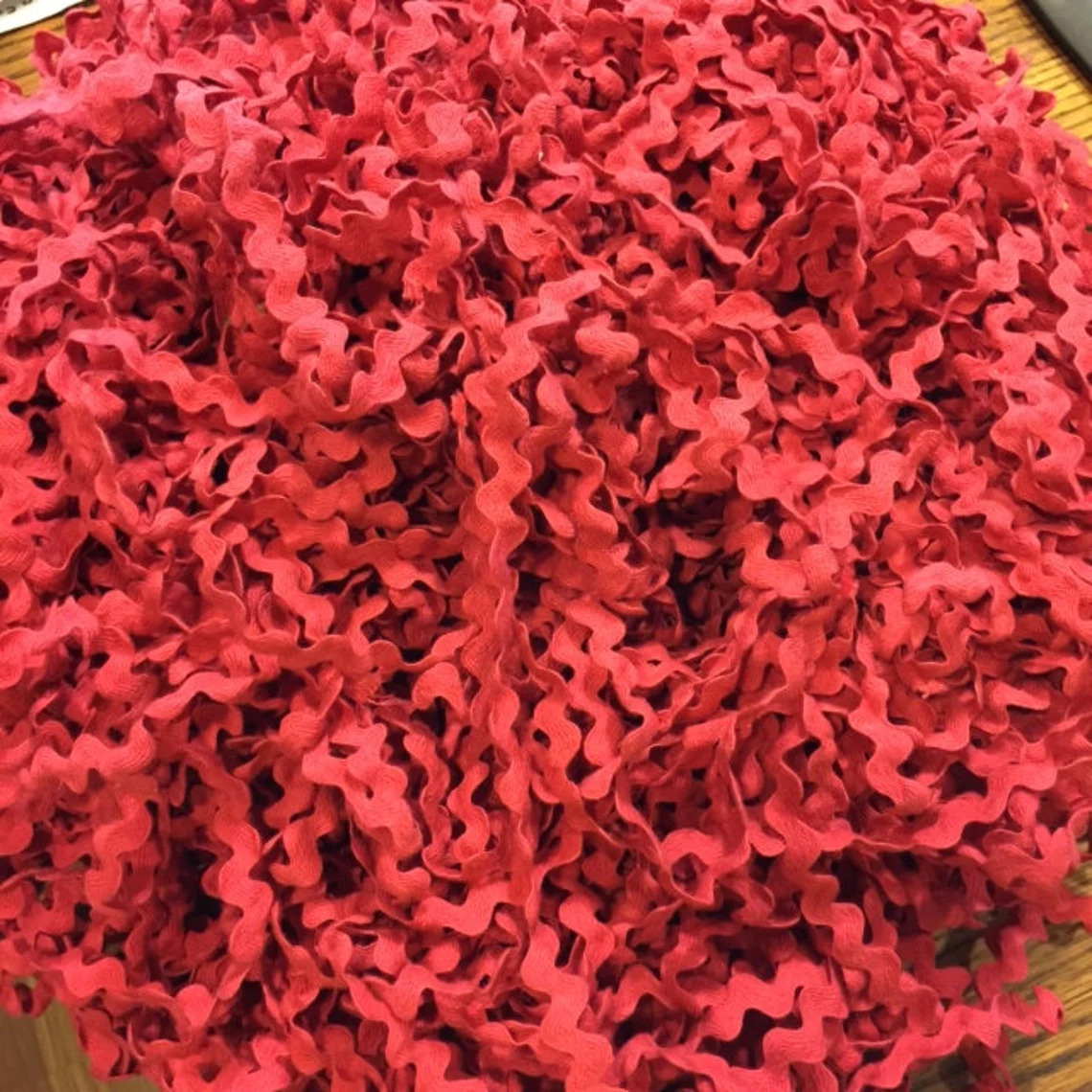 Brickhouse Red 7/32" Rick Rack (3 yards)