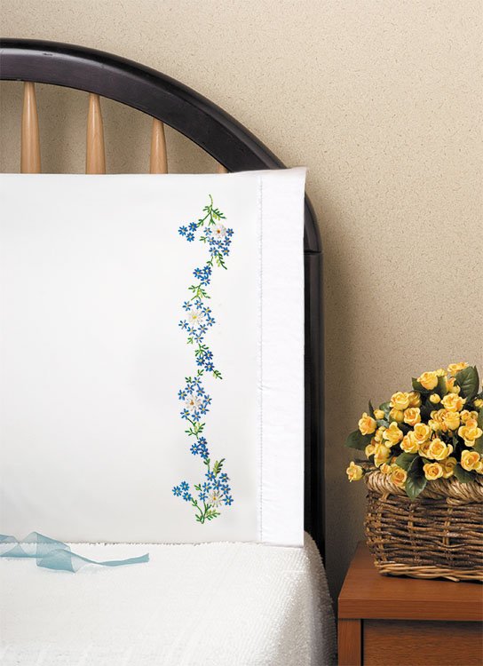 Blue Dasies - Pillowcase Embroidery Kit