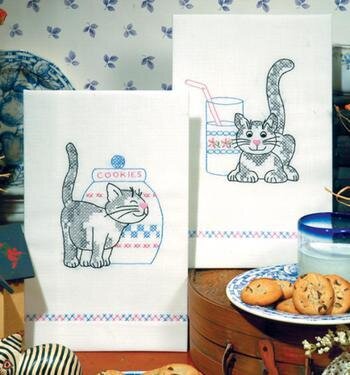 Kittens Kitchen Towels - Stamped Embroidery Kit