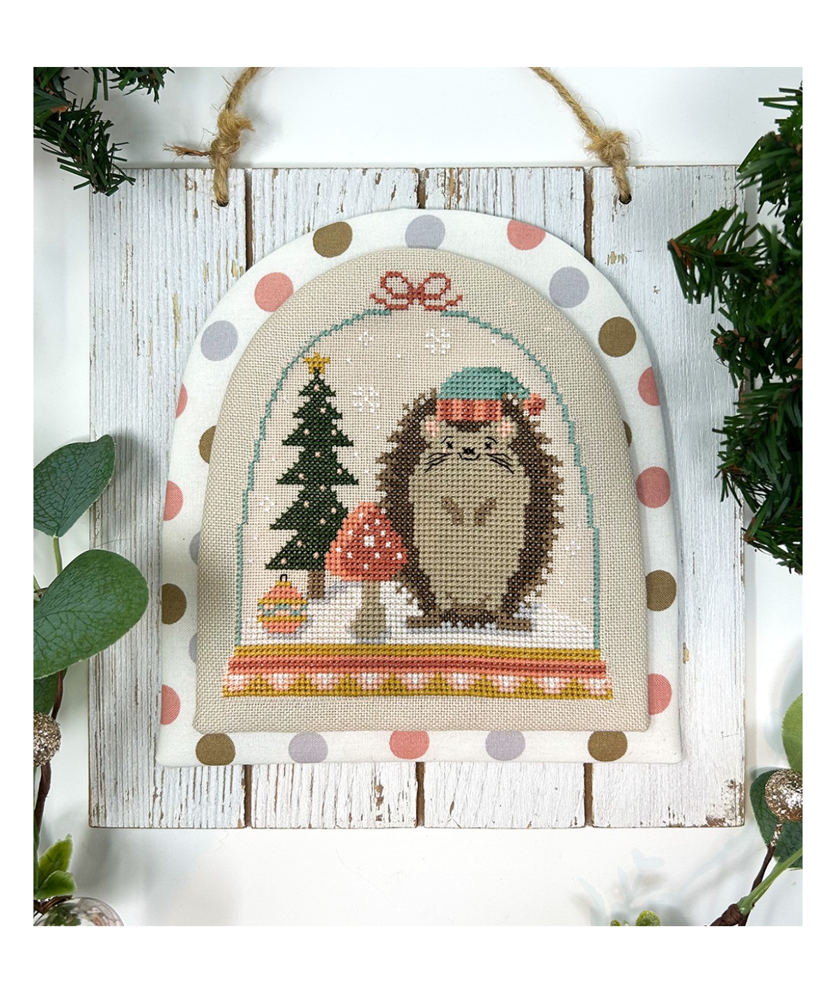 Winter Forest Snowglobes: Hedgehog - Cross Stitch Pattern , zoomed in. Select this picture to zoom back out.