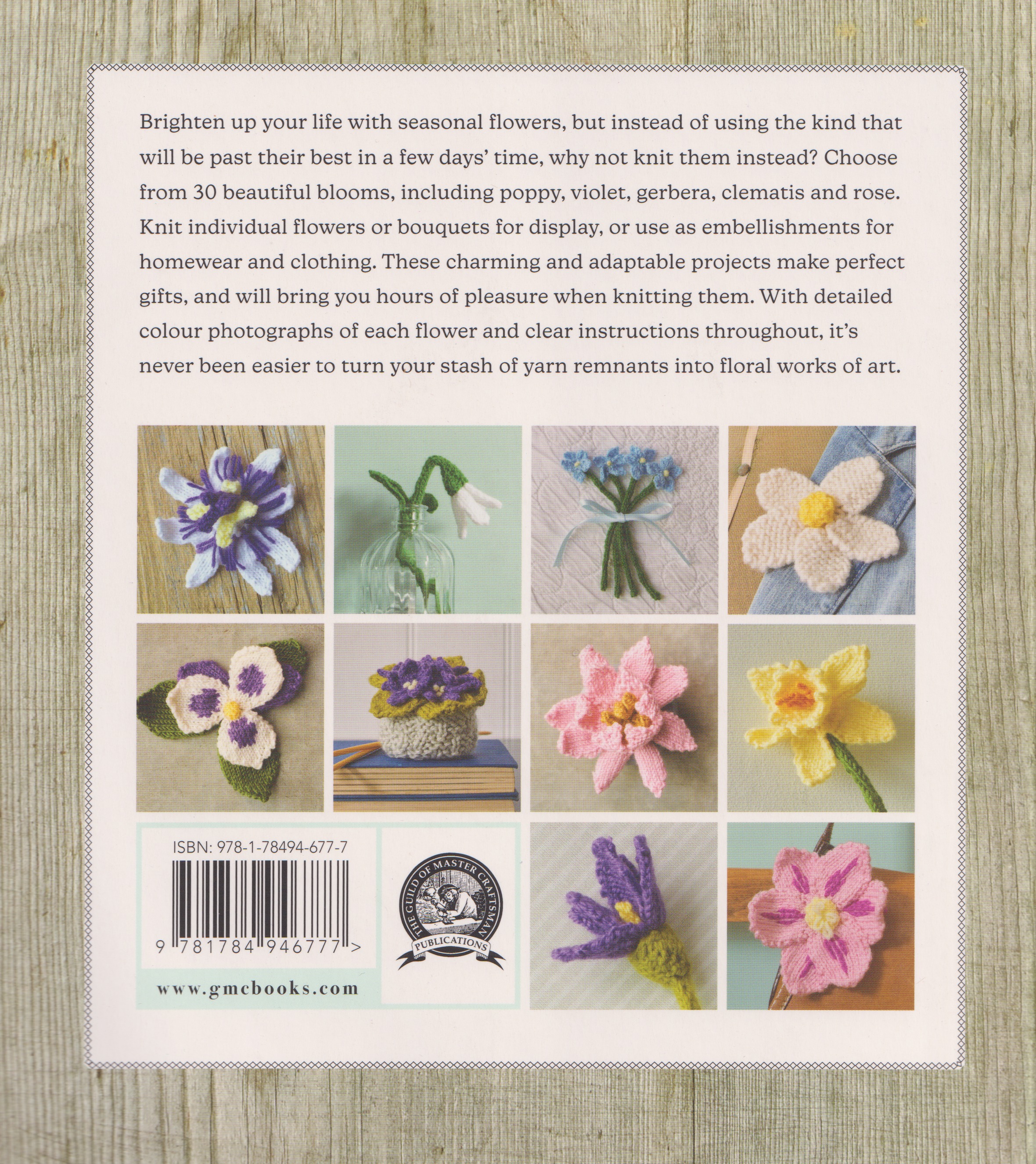 Knitted Flowers - Knitting Pattern, different perspective #1, zoomed in. Select this picture to zoom back out.