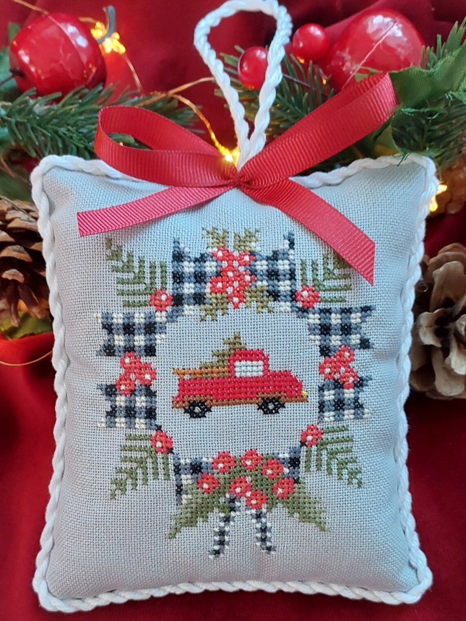 Christmas Wreaths 2023  - Cross Stitch Pattern 