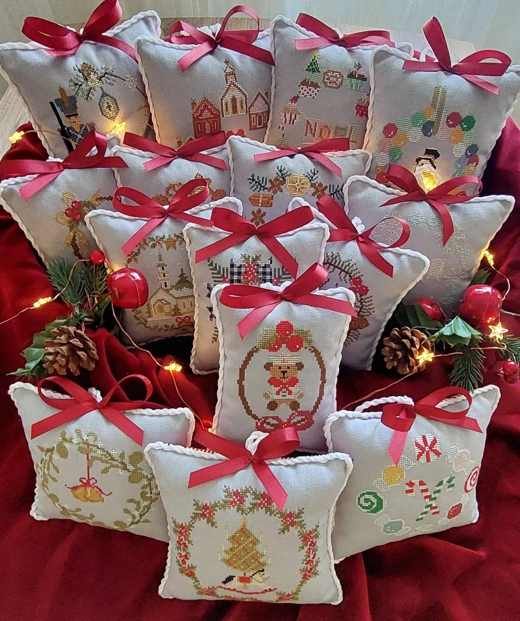 Christmas Wreaths 2023  - Cross Stitch Pattern 