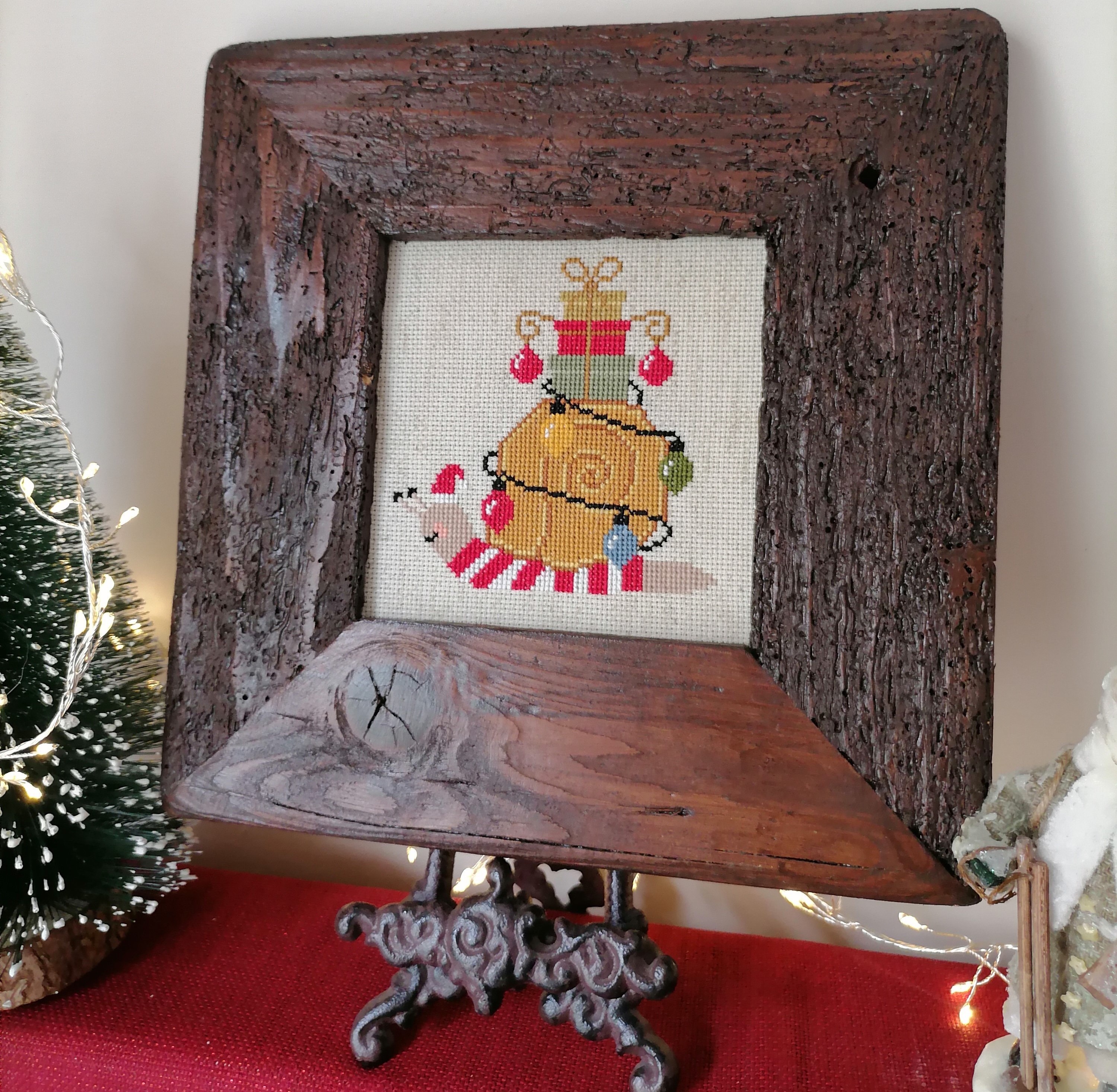 I'll Be Home Till Christmas Snail - Cross Stitch Pattern