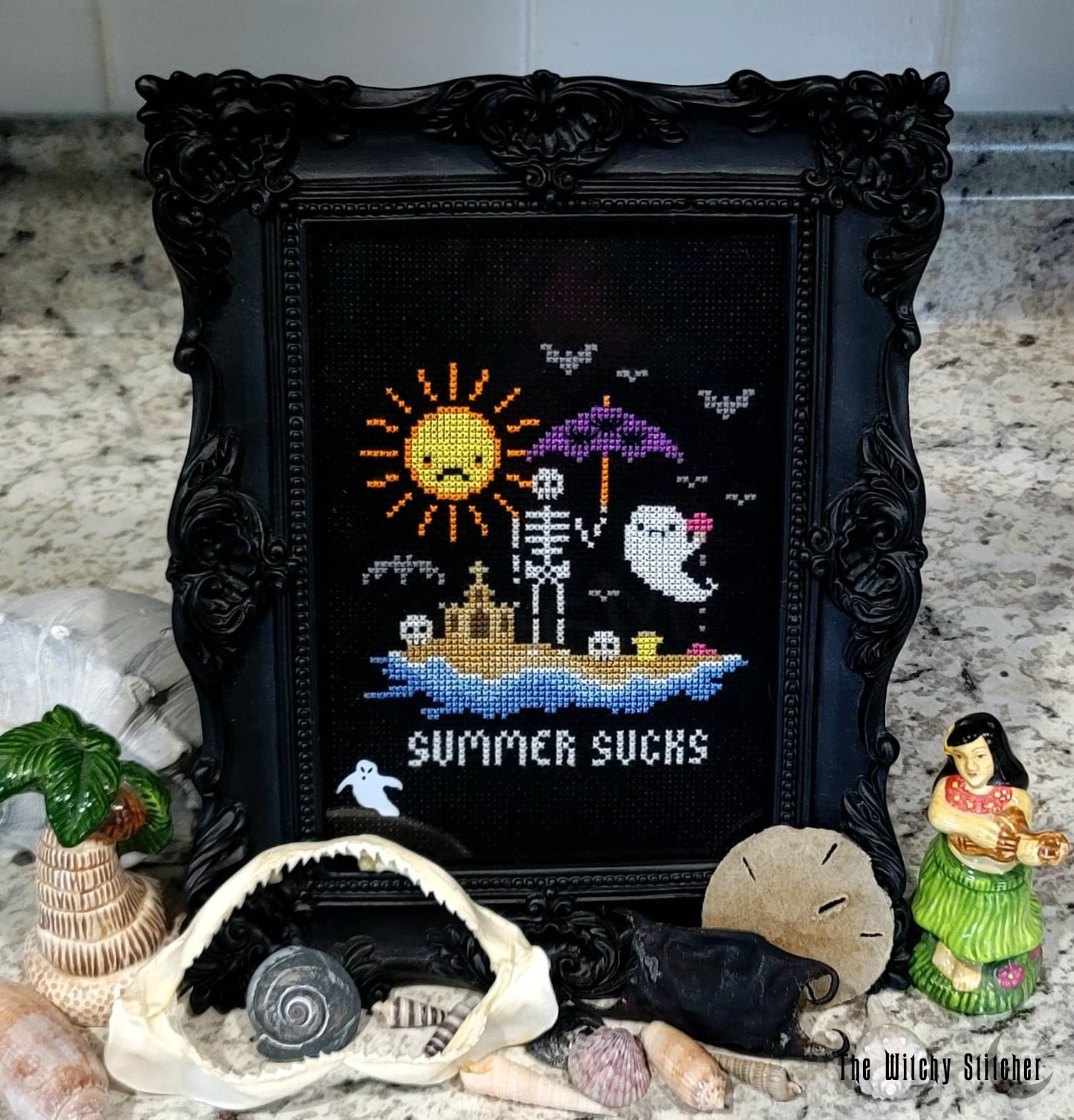 Summer Sucks - Halloween Cross Stitch Pattern, zoomed in. Select this picture to zoom back out.