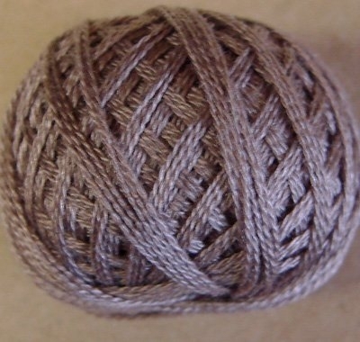 Valdani 3-Ply Thread - 8101 Withered Mulberry Light