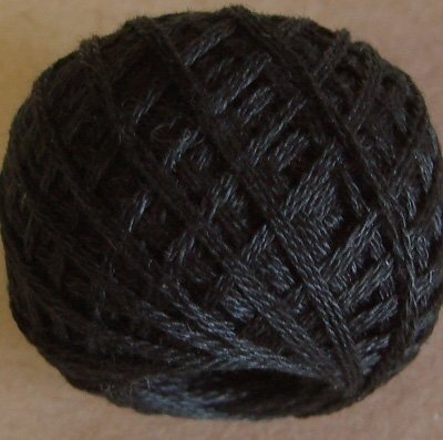 Valdani 3-Ply Thread - 8113 Black Dark