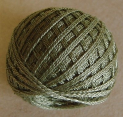 Valdani 3-Ply Thread - 822 Olive Green Medium
