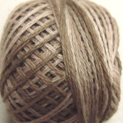 Valdani 3-Ply Thread - P3 Aged White Medium