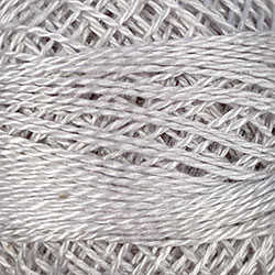 Valdani Perle Cotton Size 8 - #117 White Smoke Gray