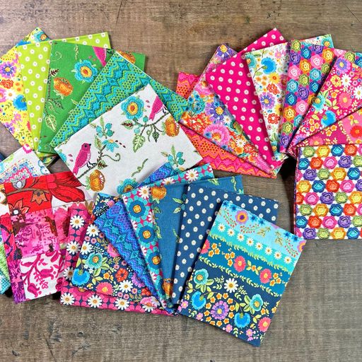 Vintage Soul Ditsy Floral - Rainbow - Quilt Fabric