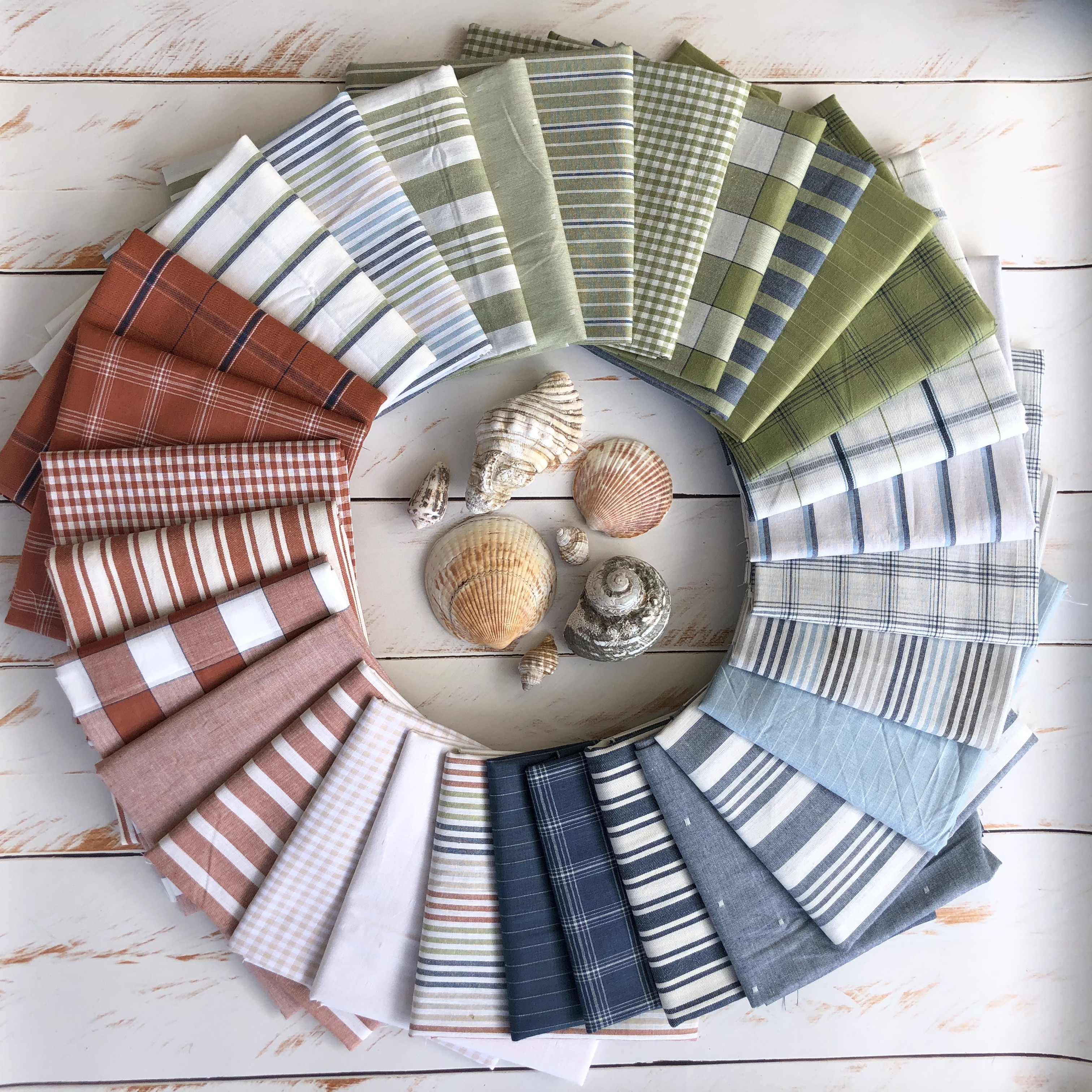 Vista Wovens Ecru 1 - Quilt Fabric