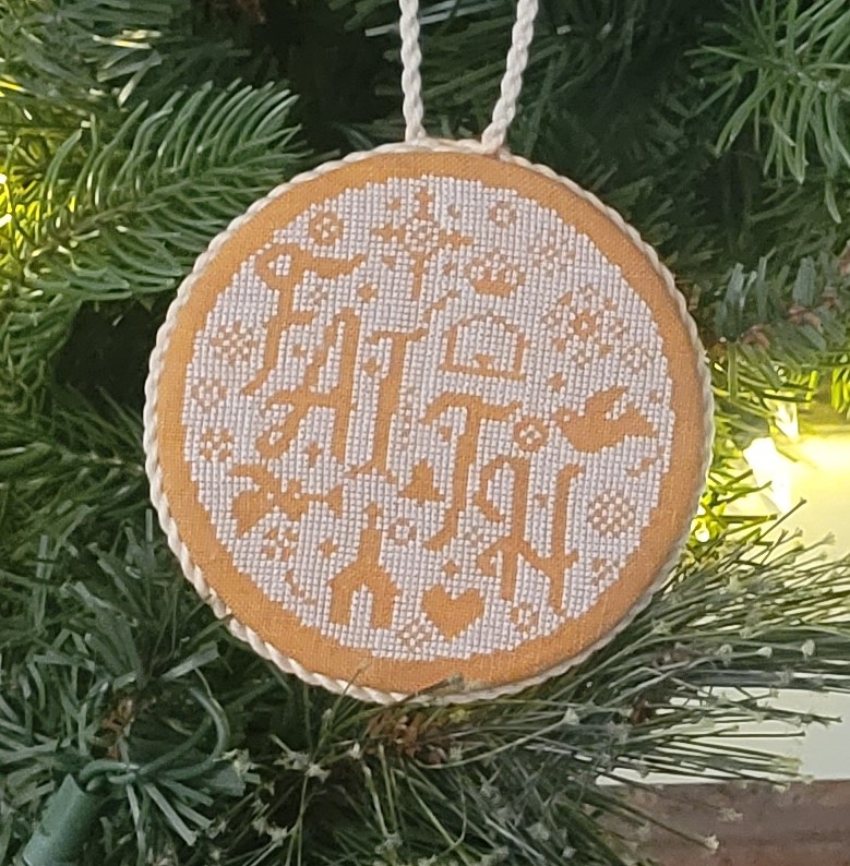 Faith Bauble - Christmas Ornament Cross Stitch Pattern
