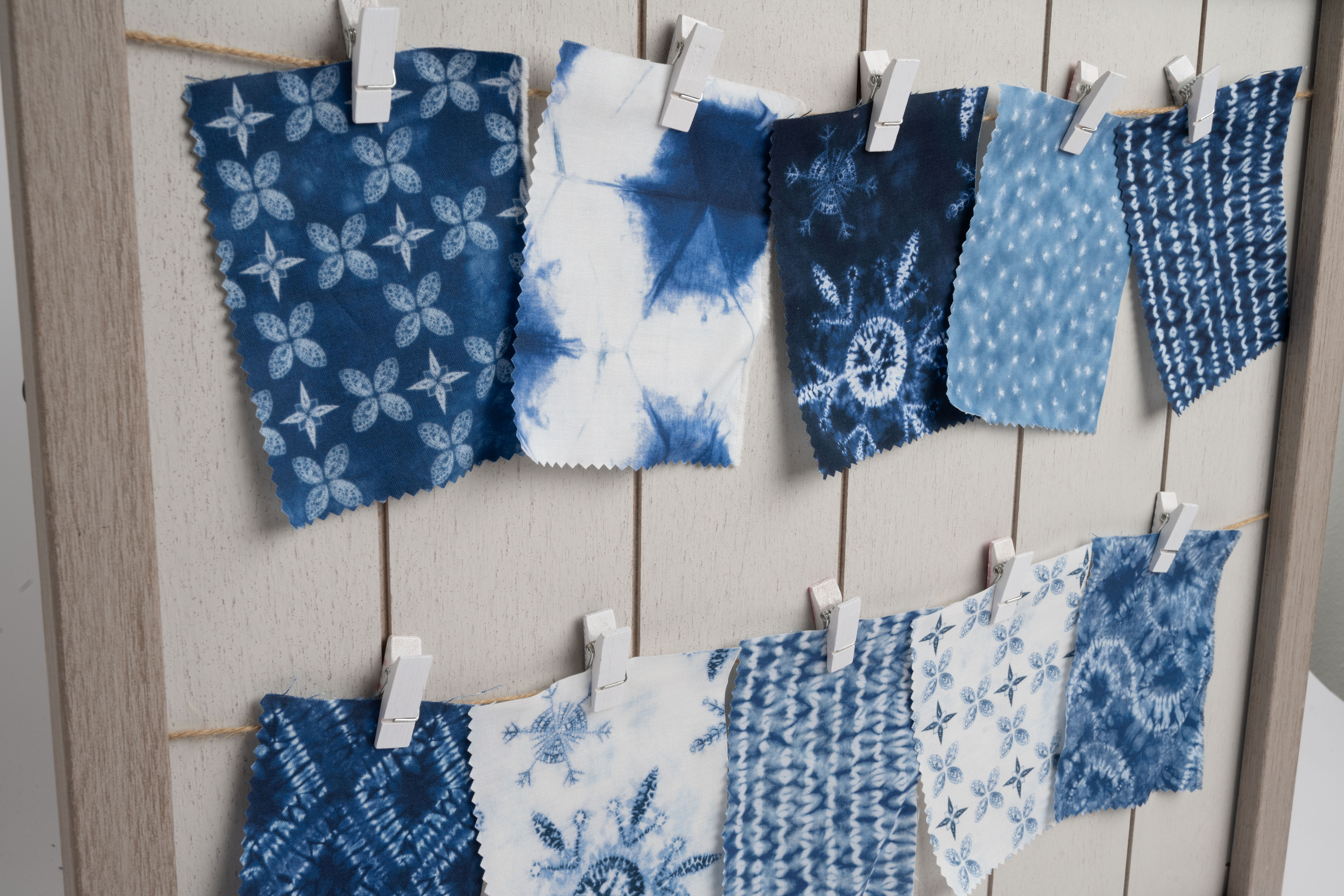 Winter Chill Panel Midnight - Quilt Panel